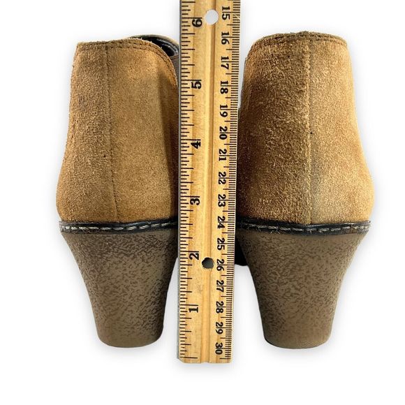 The FLEXX Chelsea Wedge Ankle Boots Size 10 Brown Tan Suede Heel Booties Comfort - Picture 5 of 12